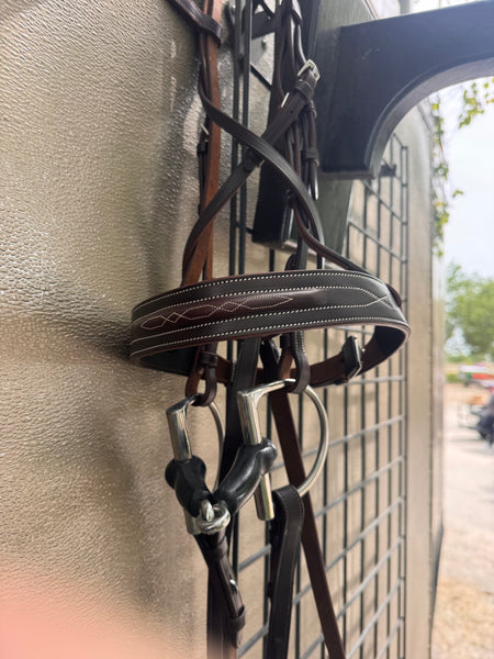 ARTISAN WIDE STITCHED BRIDLE WITH REINS