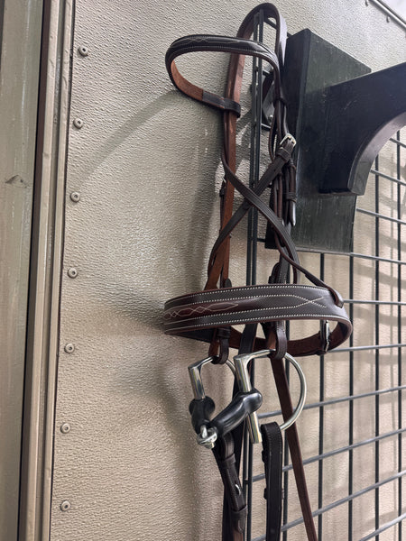 ARTISAN WIDE STITCHED BRIDLE WITH REINS
